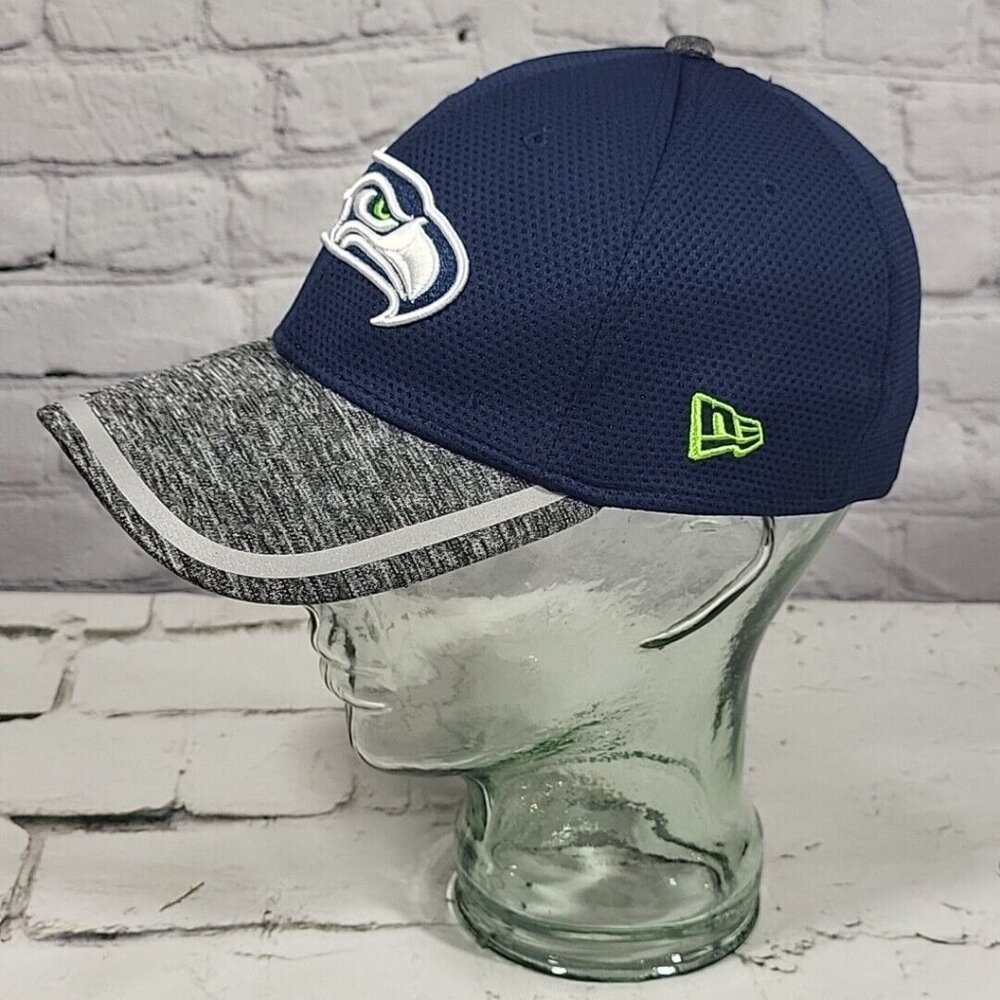 New Era NFL Seattle Seahawks Fitted Hat Size Med-Large - Picture 3 of 10